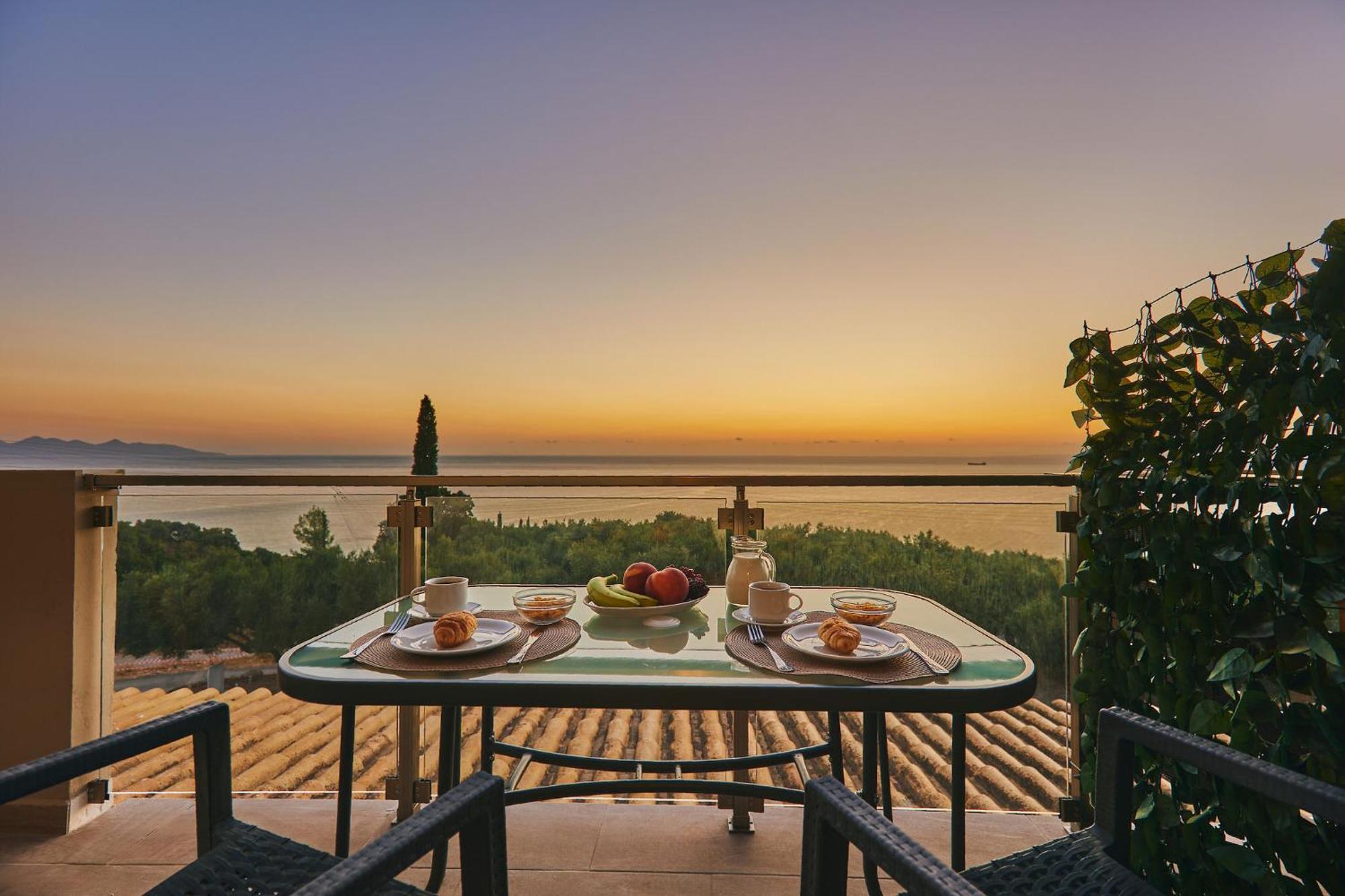 Pelagaki Sunrise Apartments Orthoniaí Eksteriør bilde