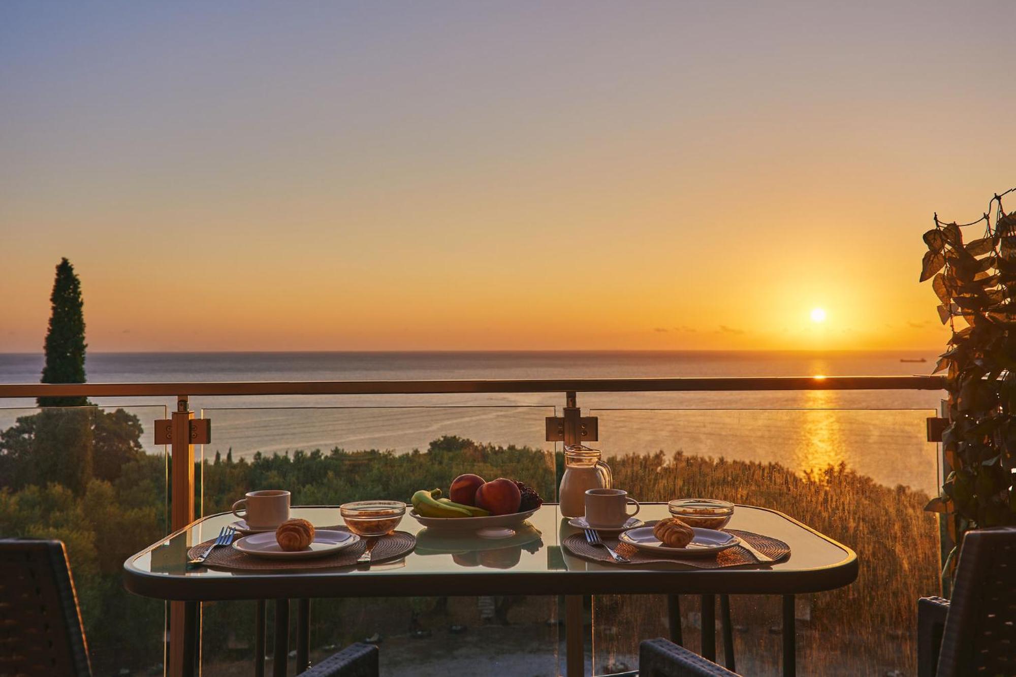 Pelagaki Sunrise Apartments Orthoniaí Eksteriør bilde