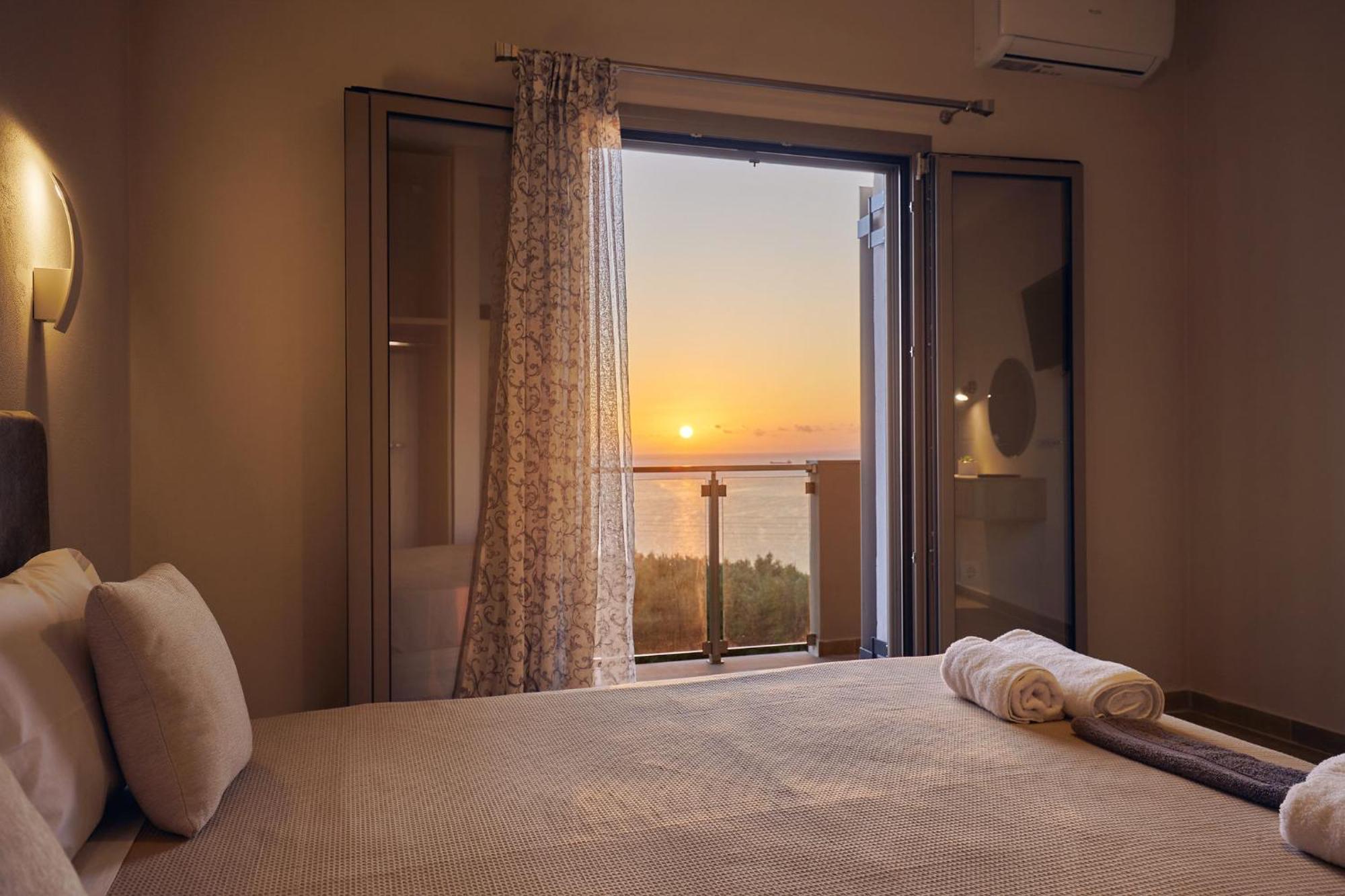 Pelagaki Sunrise Apartments Orthoniaí Eksteriør bilde